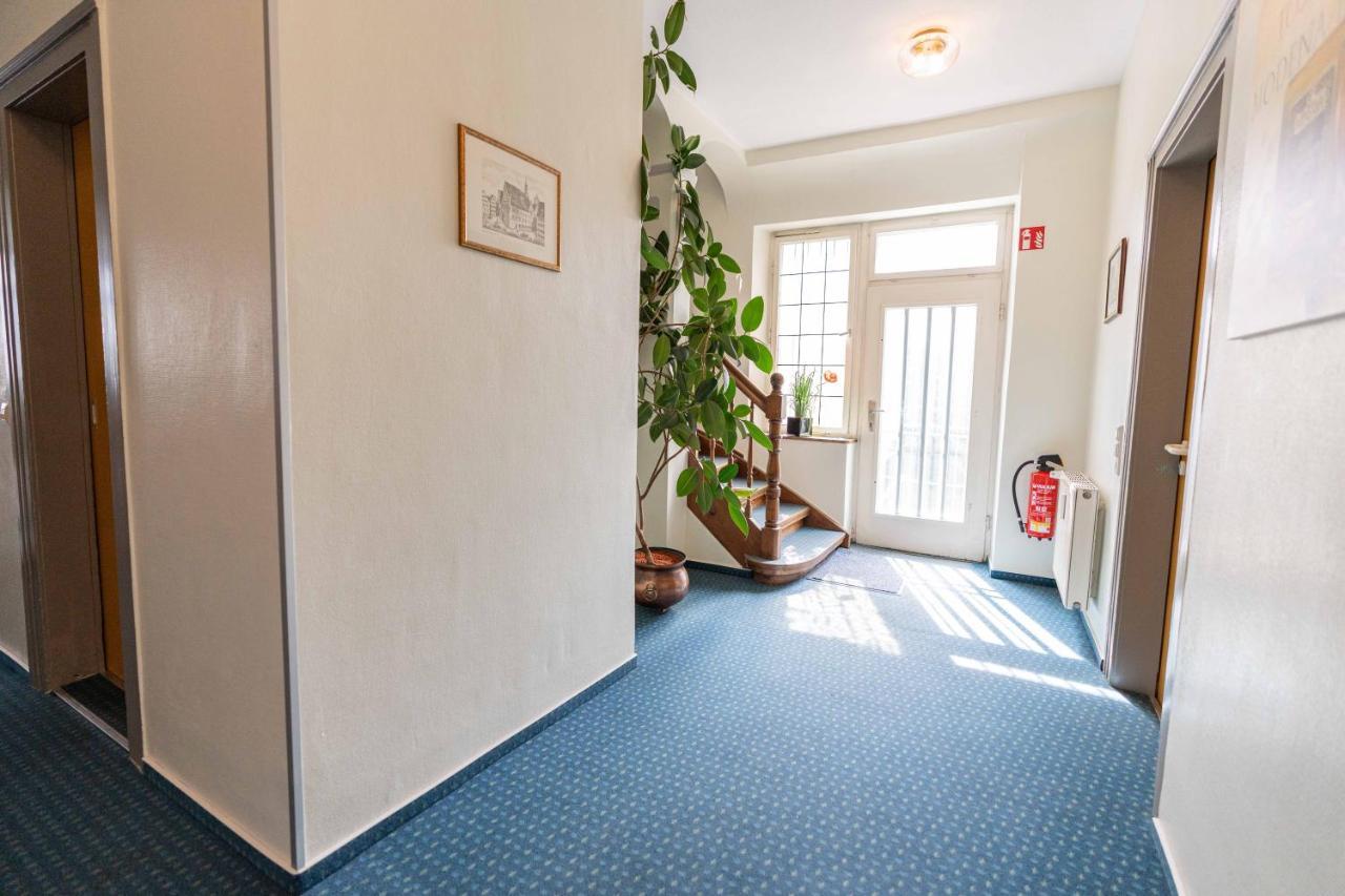 Hotel Am Roemerplatz Ульм Экстерьер фото