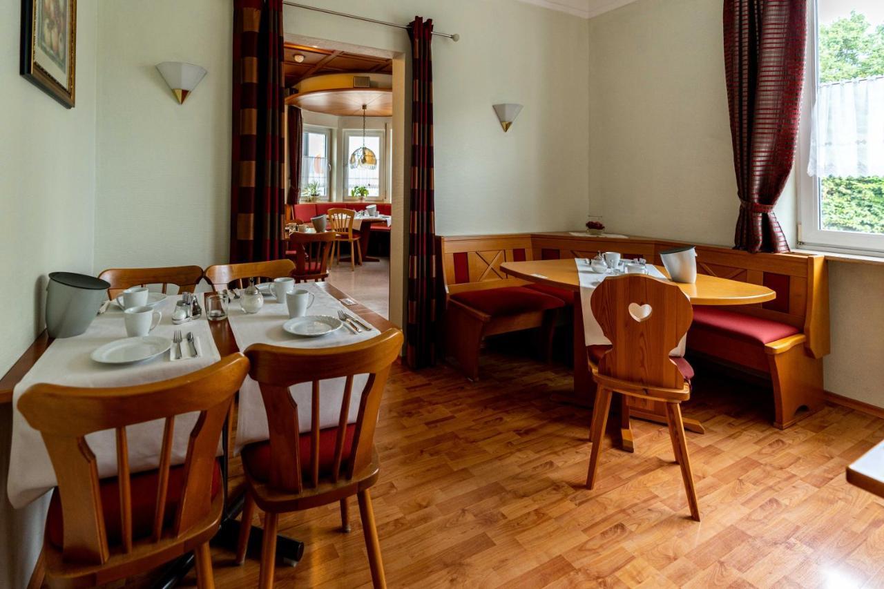 Hotel Am Roemerplatz Ульм Экстерьер фото