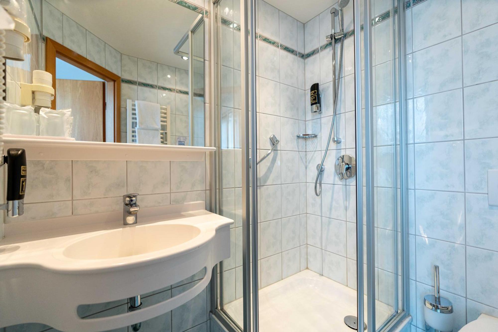 Hotel Am Roemerplatz Ульм Экстерьер фото